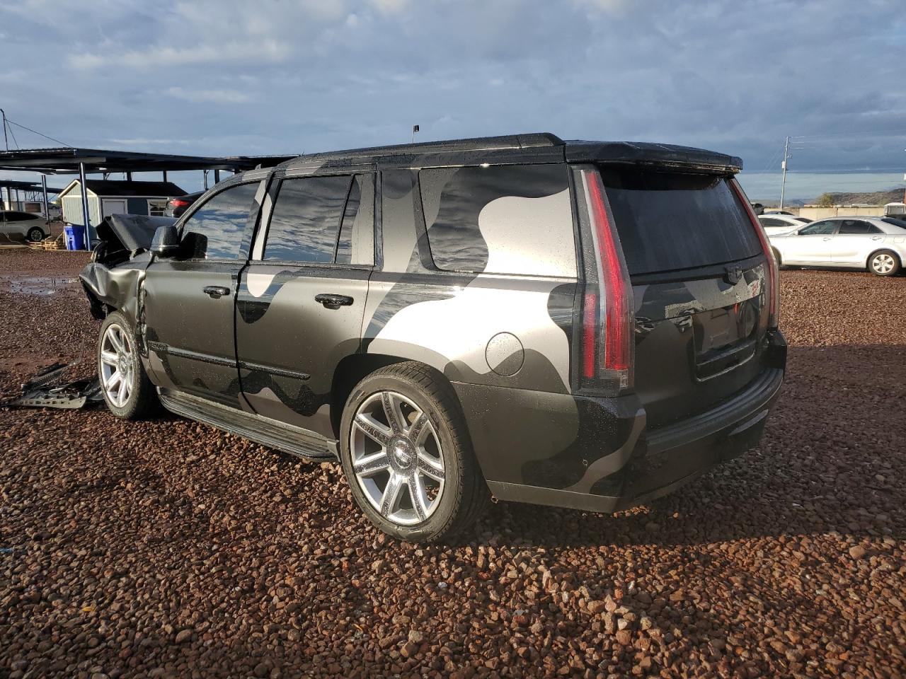 Photo 1 VIN: 1GYS3BKJ5HR152018 - CADILLAC ESCALADE L 