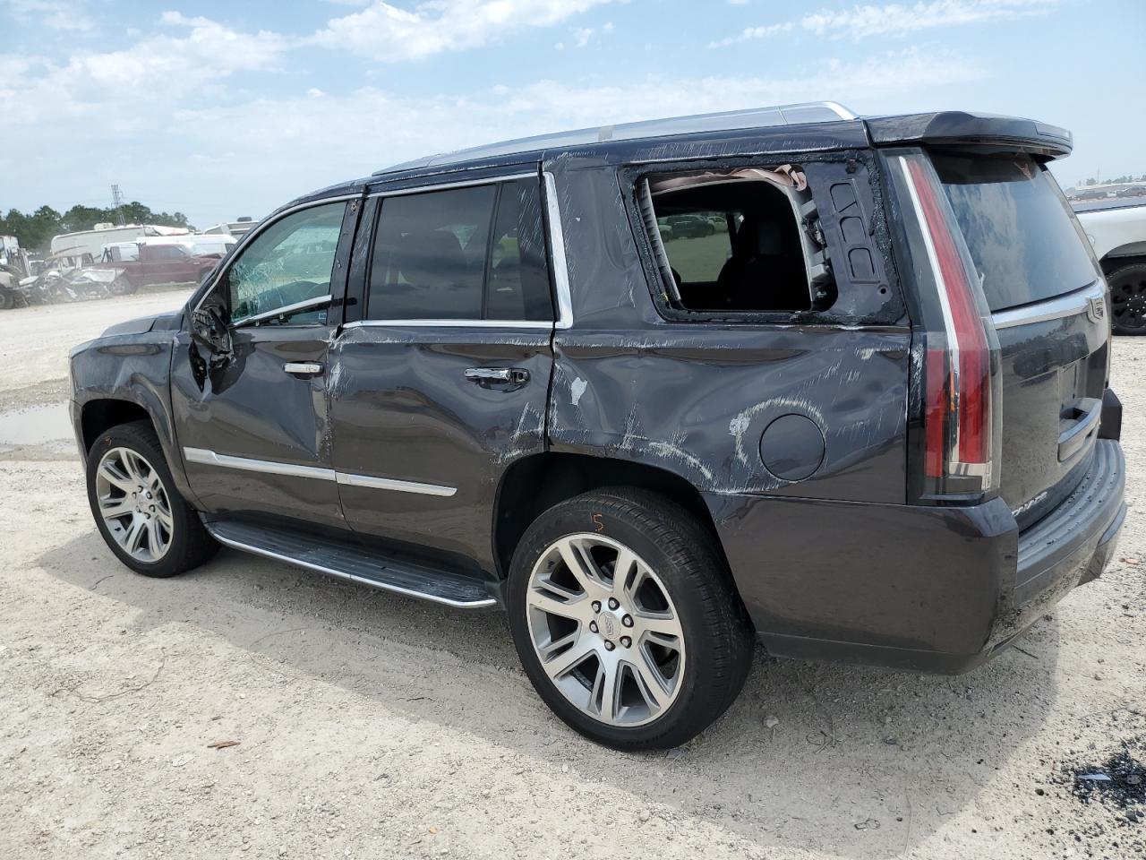 Photo 1 VIN: 1GYS3BKJ6HR189529 - CADILLAC ESCALADE 