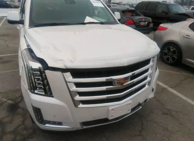 Photo 5 VIN: 1GYS3BKJ7LR235328 - CADILLAC ESCALADE 