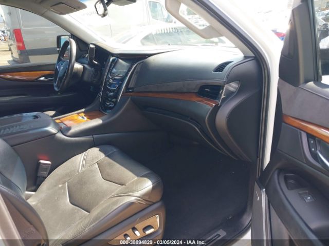 Photo 4 VIN: 1GYS3BKJ9GR471095 - CADILLAC ESCALADE 