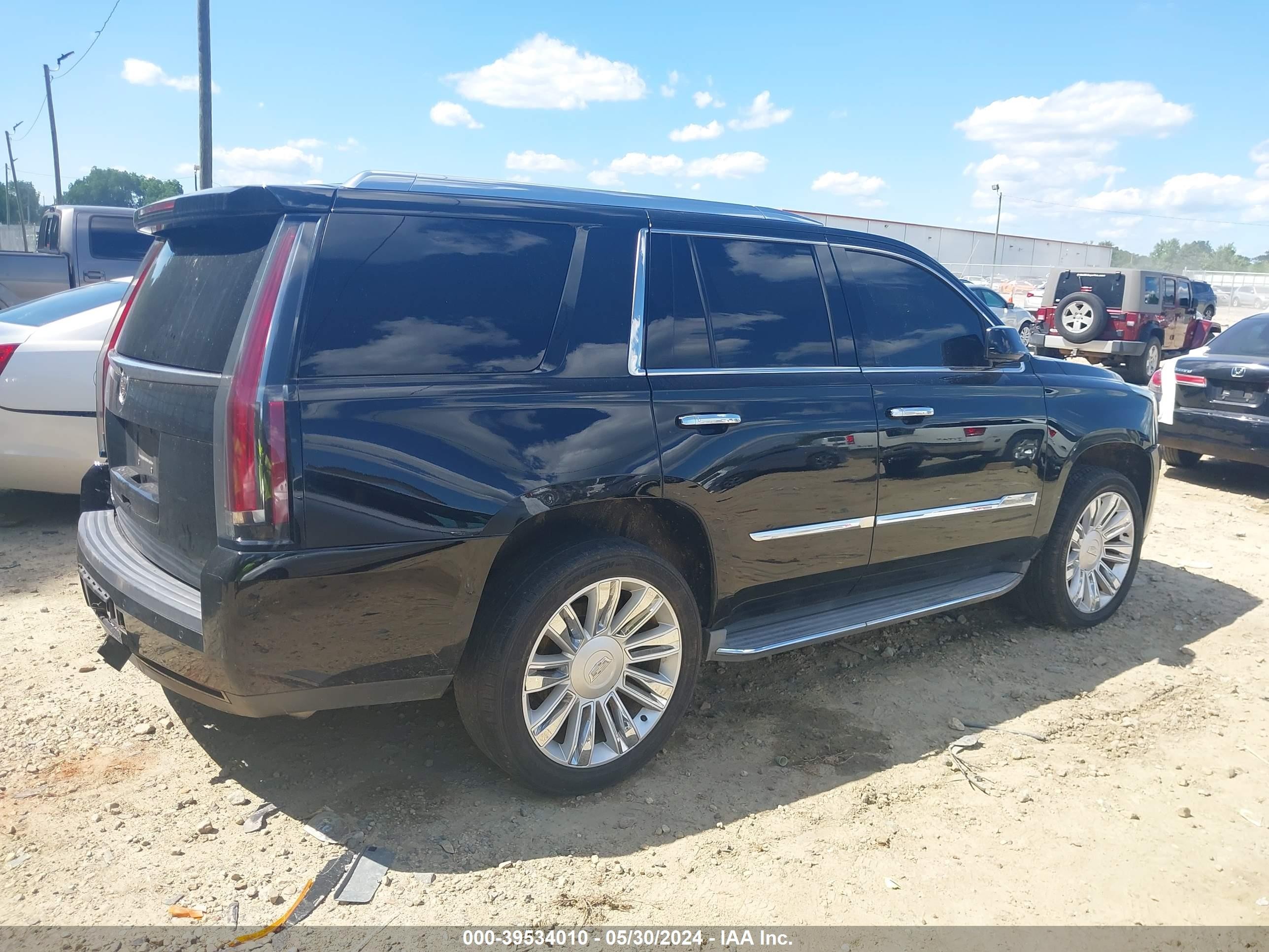 Photo 3 VIN: 1GYS3BKJXFR301133 - CADILLAC ESCALADE 