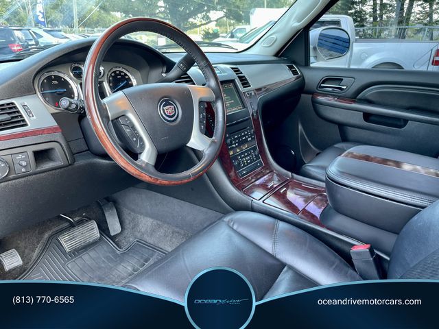 Photo 7 VIN: 1GYS3CEF2BR141305 - CADILLAC ESCALADE 