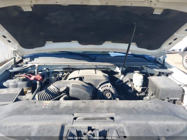 Photo 9 VIN: 1GYS3CEF2DR137452 - CADILLAC ESCALADE 