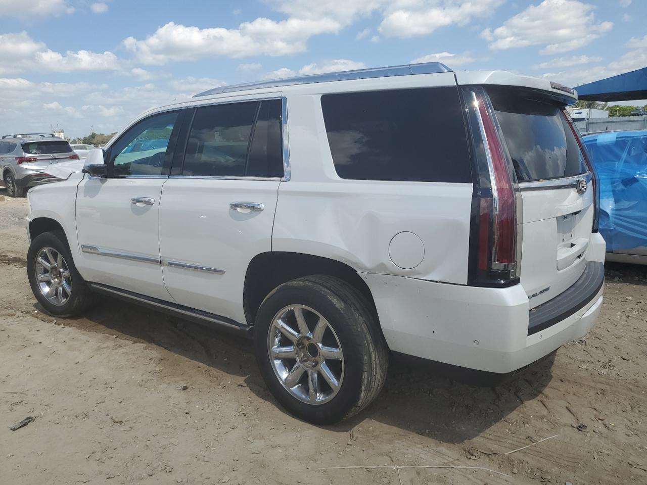 Photo 1 VIN: 1GYS3CKJ4HR334654 - CADILLAC ESCALADE 