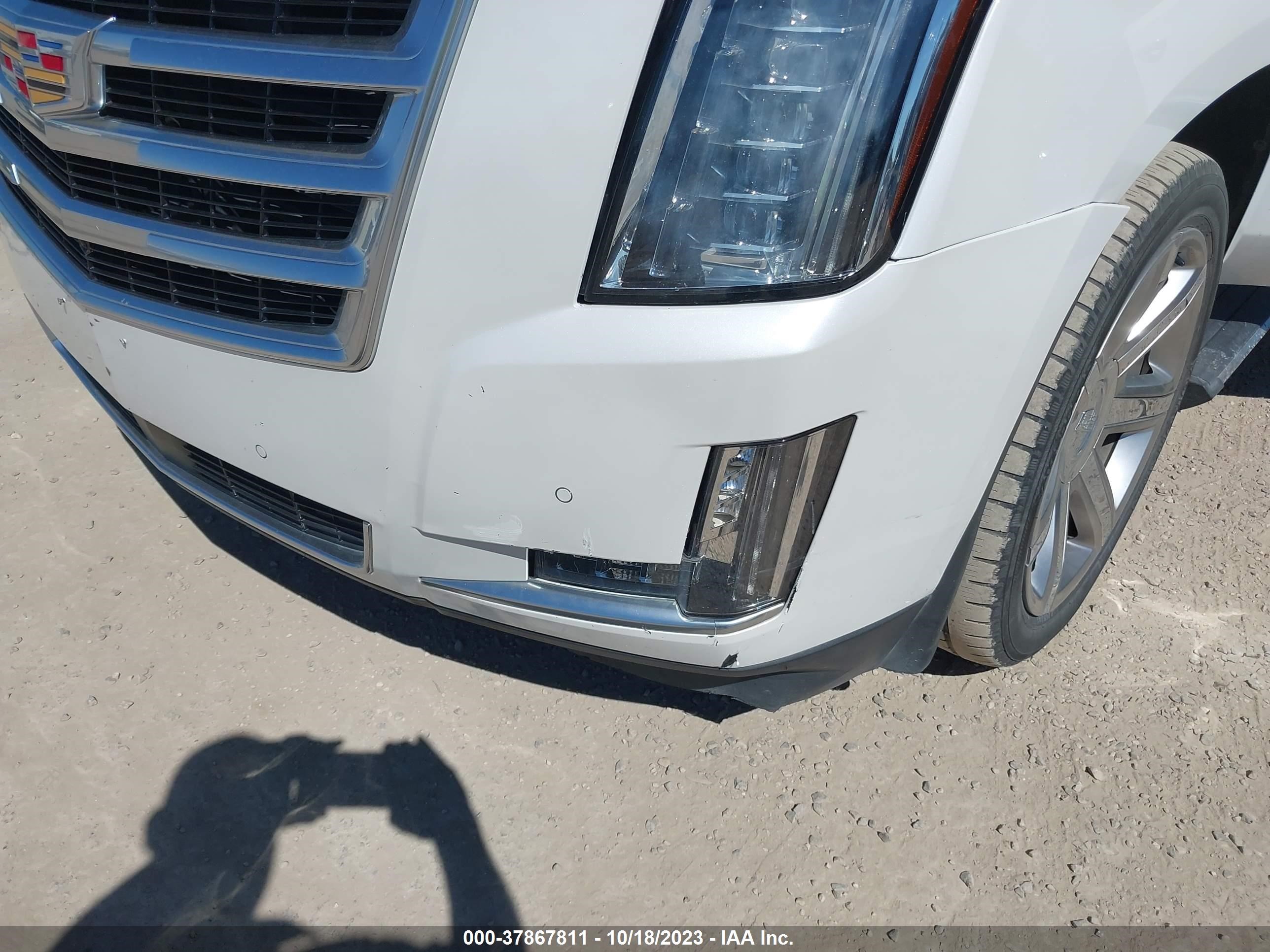 Photo 5 VIN: 1GYS3CKJ5GR178638 - CADILLAC ESCALADE 