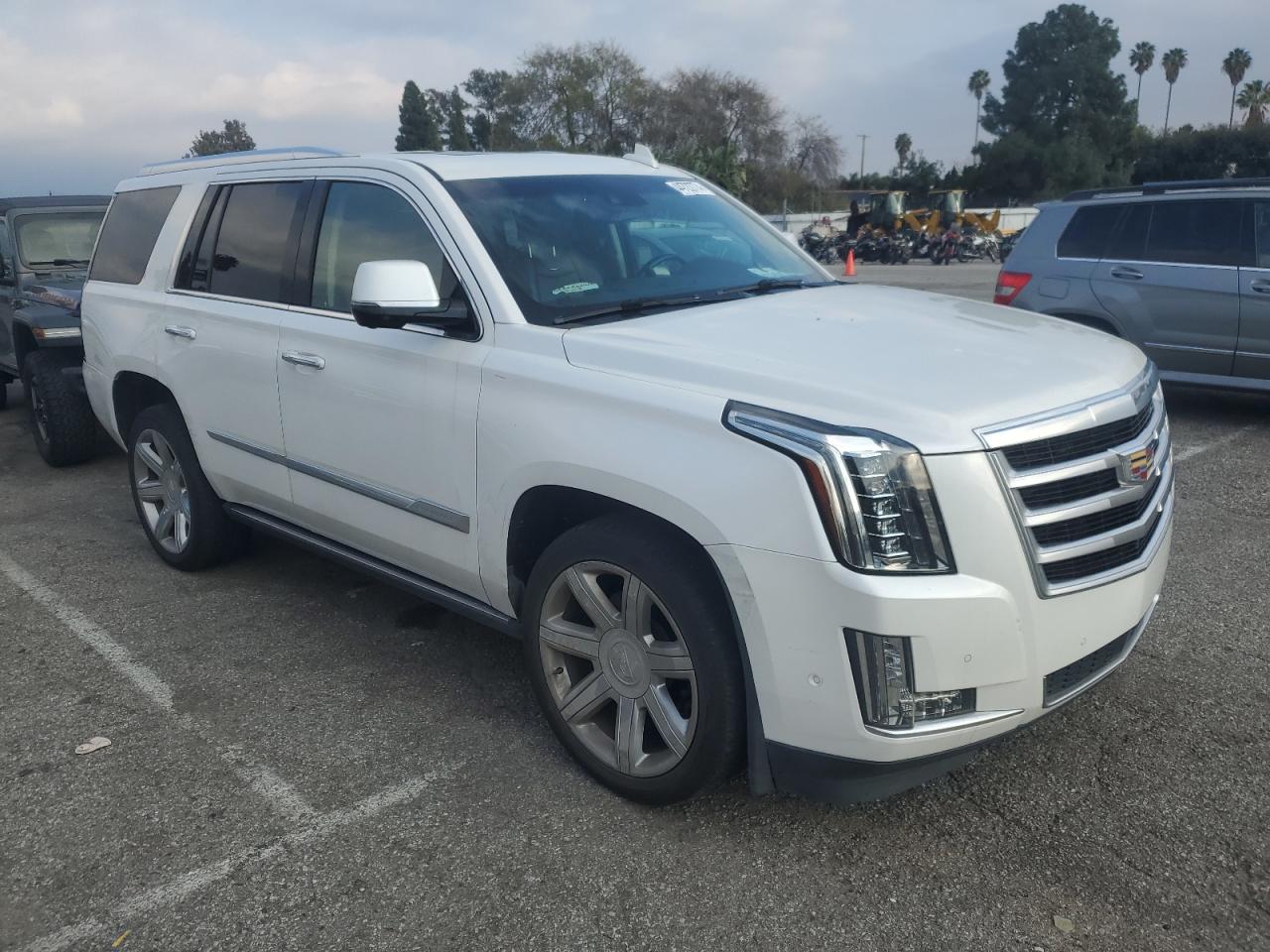 Photo 3 VIN: 1GYS3CKJ5KR214496 - CADILLAC ESCALADE 