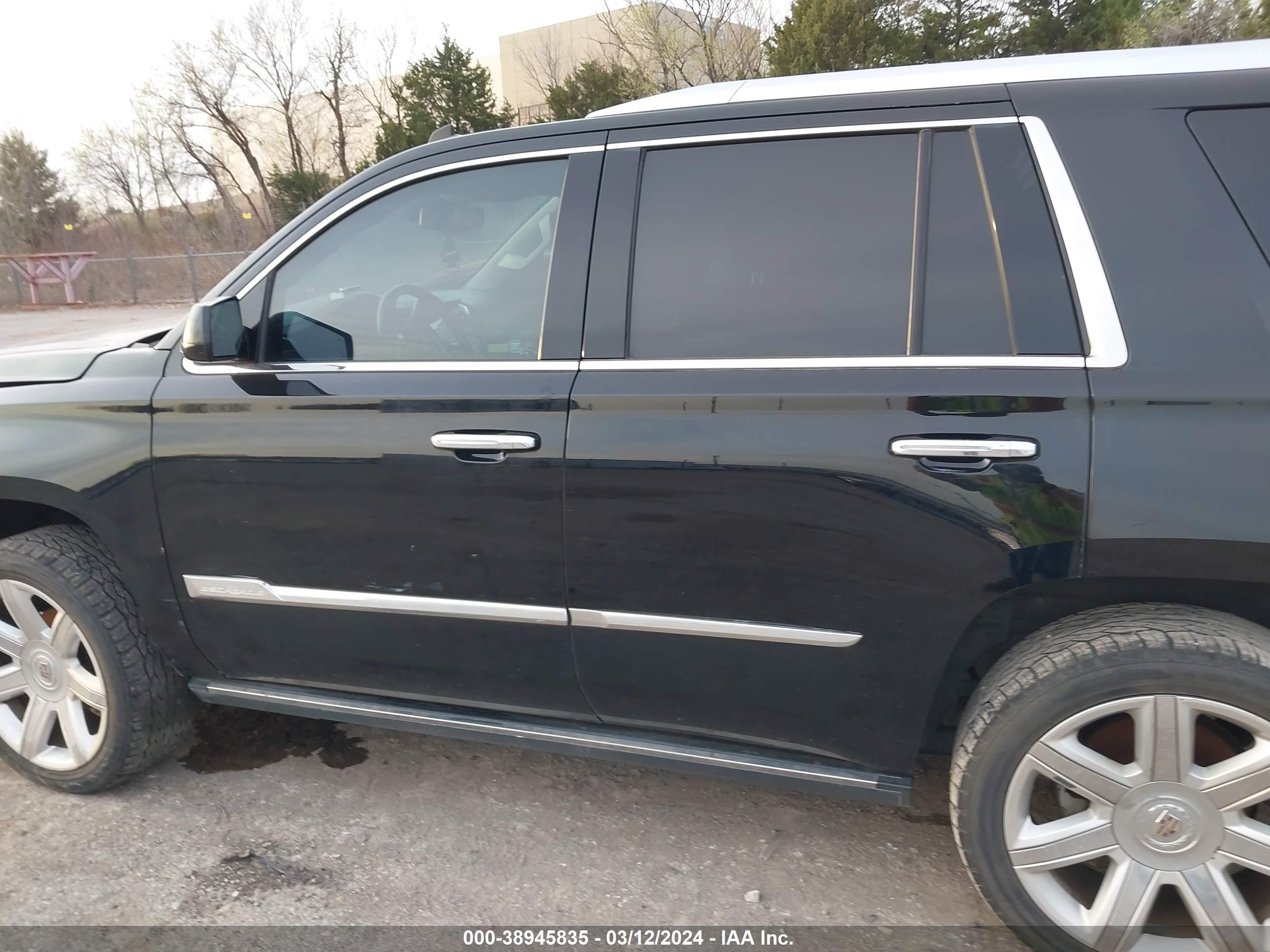 Photo 14 VIN: 1GYS3CKJ7FR248963 - CADILLAC ESCALADE 