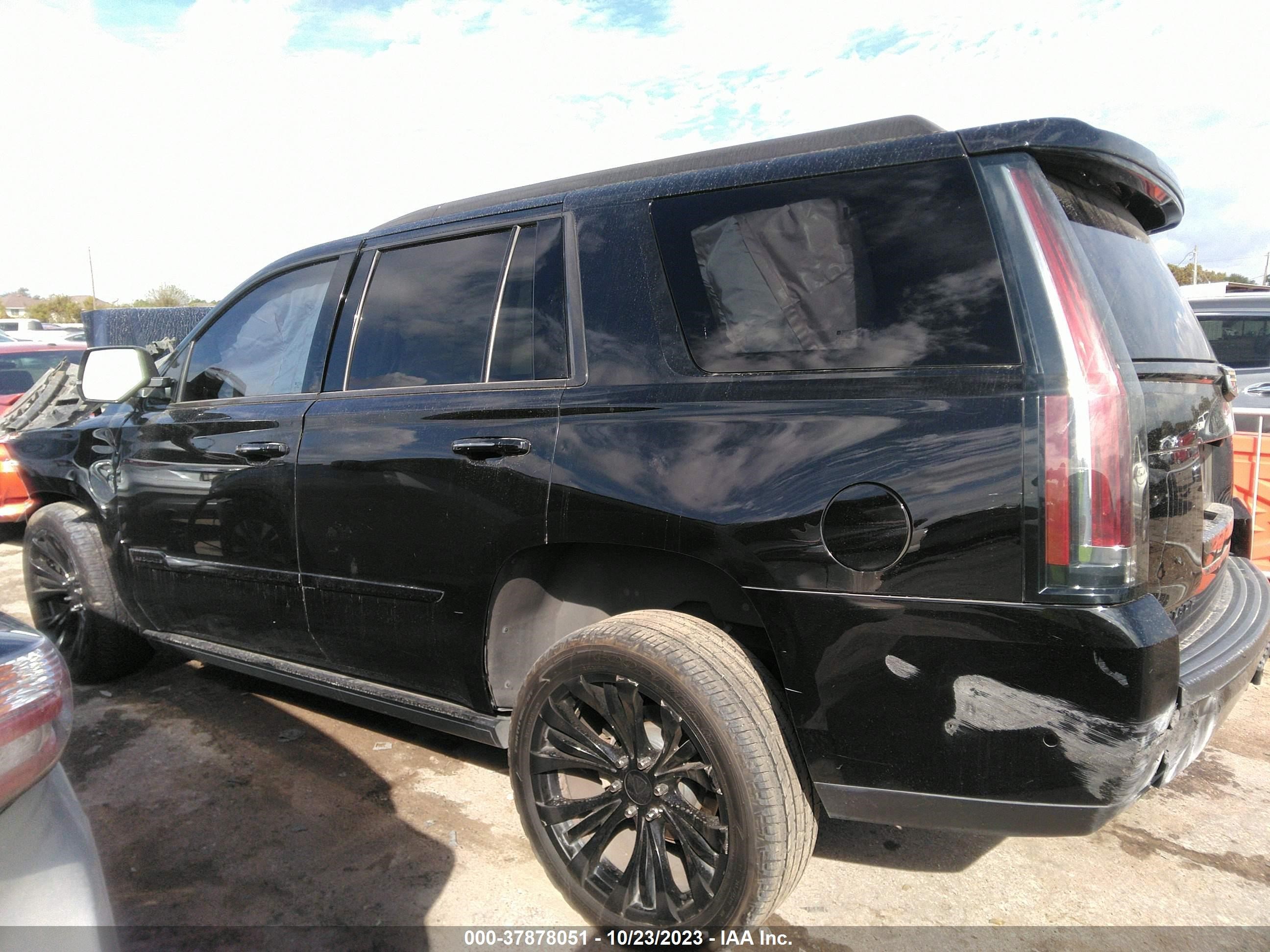 Photo 13 VIN: 1GYS3CKJ9HR210430 - CADILLAC ESCALADE 