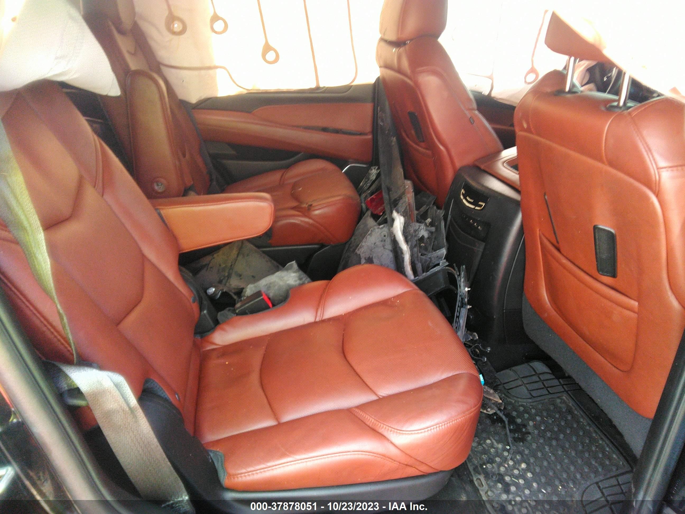 Photo 7 VIN: 1GYS3CKJ9HR210430 - CADILLAC ESCALADE 