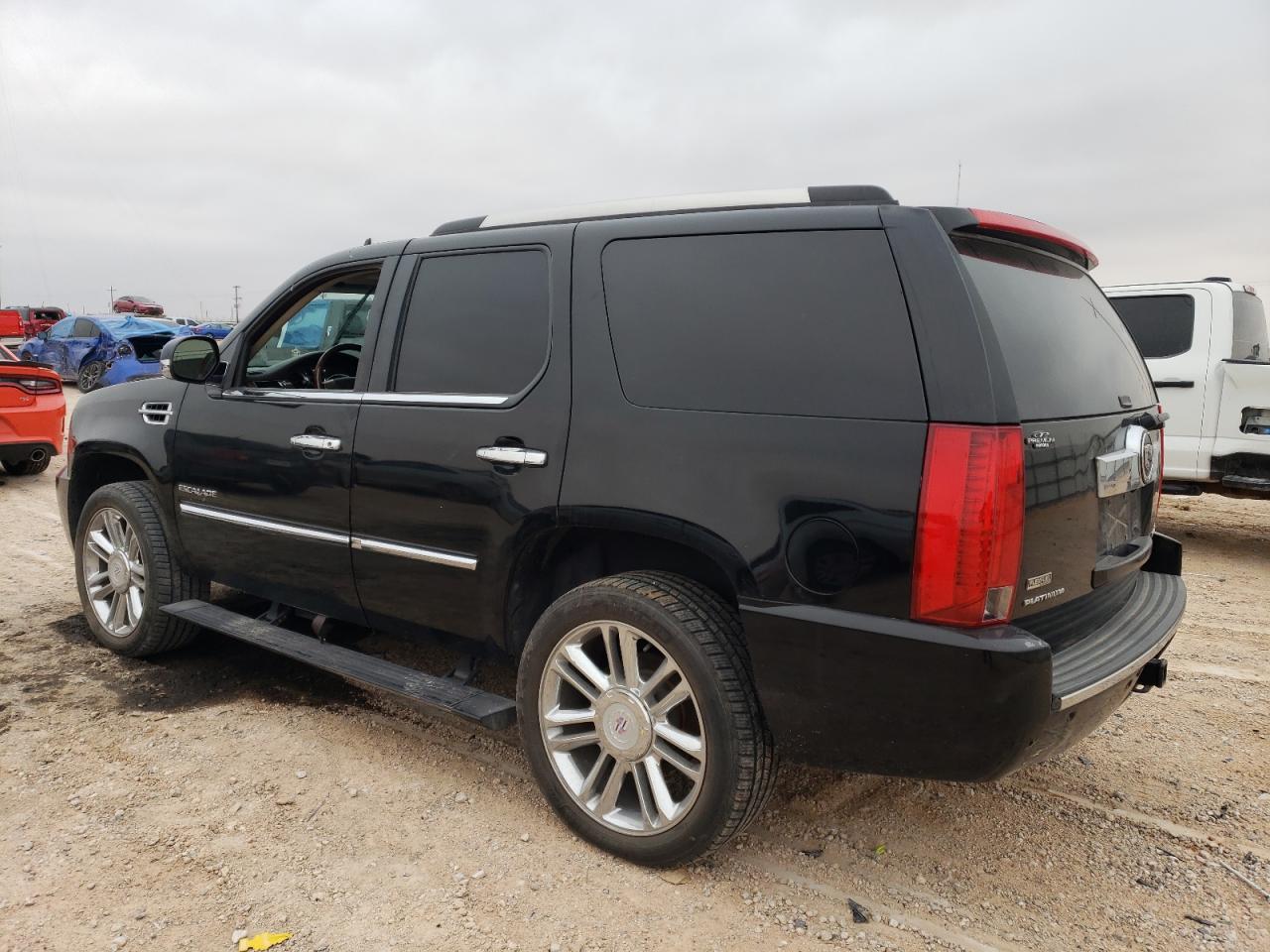 Photo 1 VIN: 1GYS3DEF1BR185513 - CADILLAC ESCALADE 