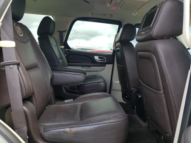 Photo 5 VIN: 1GYS3DEF5CR104577 - CADILLAC ESCALADE P 