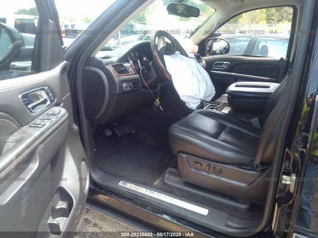 Photo 4 VIN: 1GYS3DEF9DR162645 - CADILLAC ESCALADE 