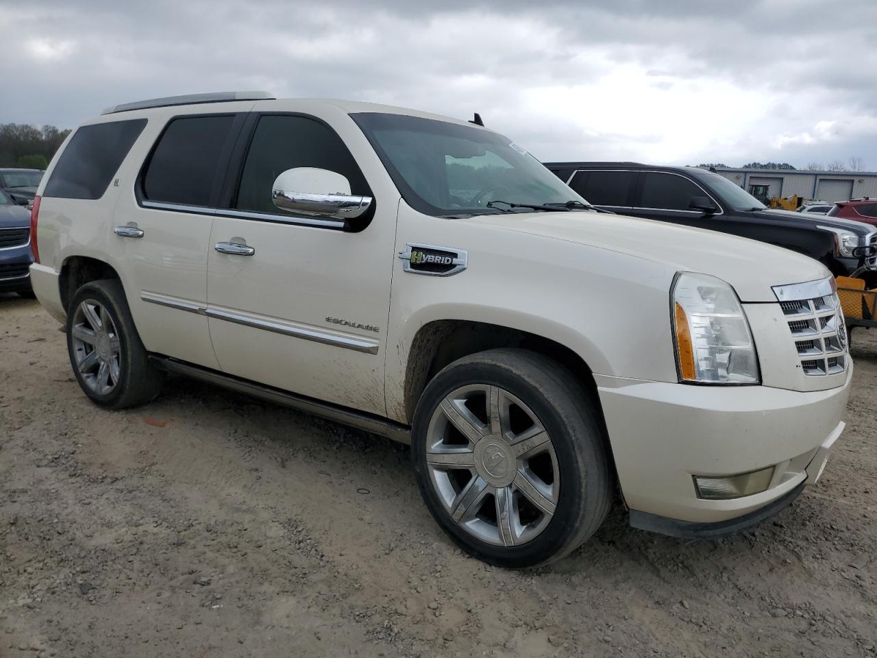 Photo 3 VIN: 1GYS3EEJ1CR235998 - CADILLAC ESCALADE 