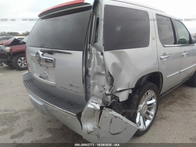 Photo 5 VIN: 1GYS3FEJ4CR215802 - CADILLAC ESCALADE HYBRID 