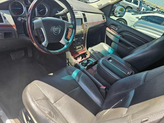 Photo 8 VIN: 1GYS3GEF1DR132993 - CADILLAC ESCALADE E 