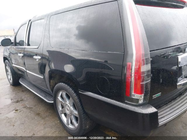 Photo 2 VIN: 1GYS3GEF4CR290937 - CADILLAC ESCALADE ESV 