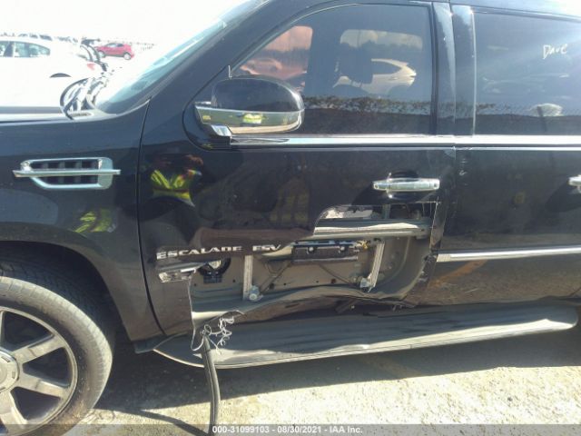 Photo 5 VIN: 1GYS3GEF6CR116674 - CADILLAC ESCALADE ESV 