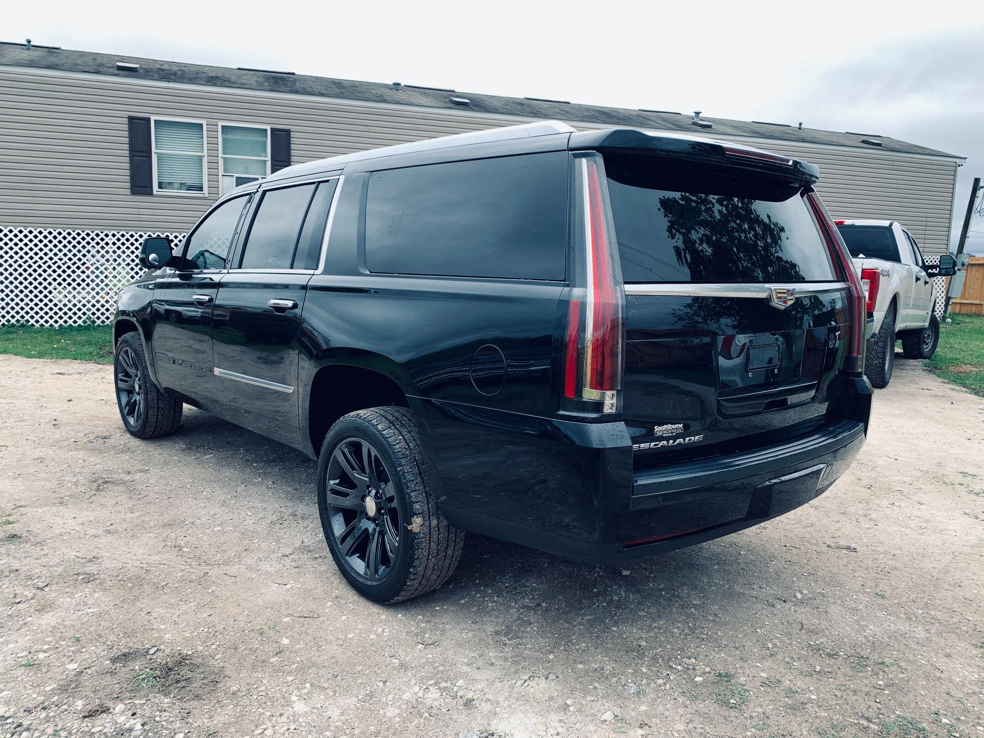 Photo 2 VIN: 1GYS3GKJ1GR243802 - CADILLAC ESCALADE ESV 