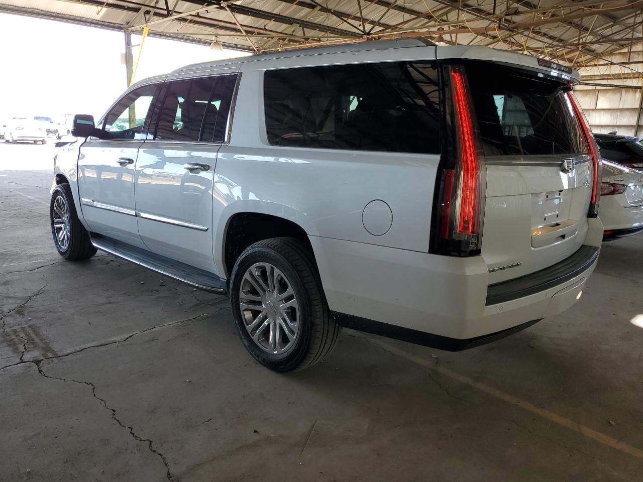 Photo 2 VIN: 1GYS3GKJXGR469532 - CADILLAC ESCALADE 