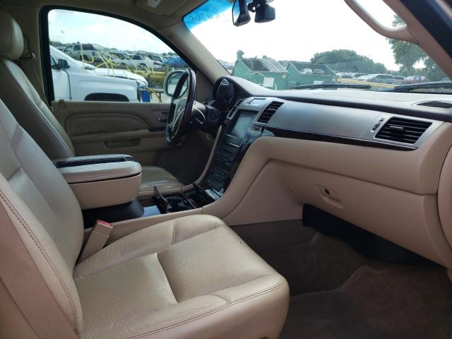 Photo 4 VIN: 1GYS3HEF6CR111349 - CADILLAC ESCALADE E 