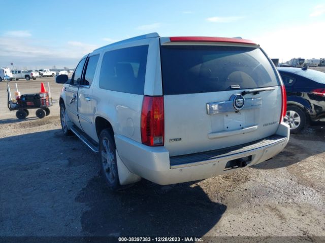 Photo 2 VIN: 1GYS3HEF9CR281169 - CADILLAC ESCALADE ESV 