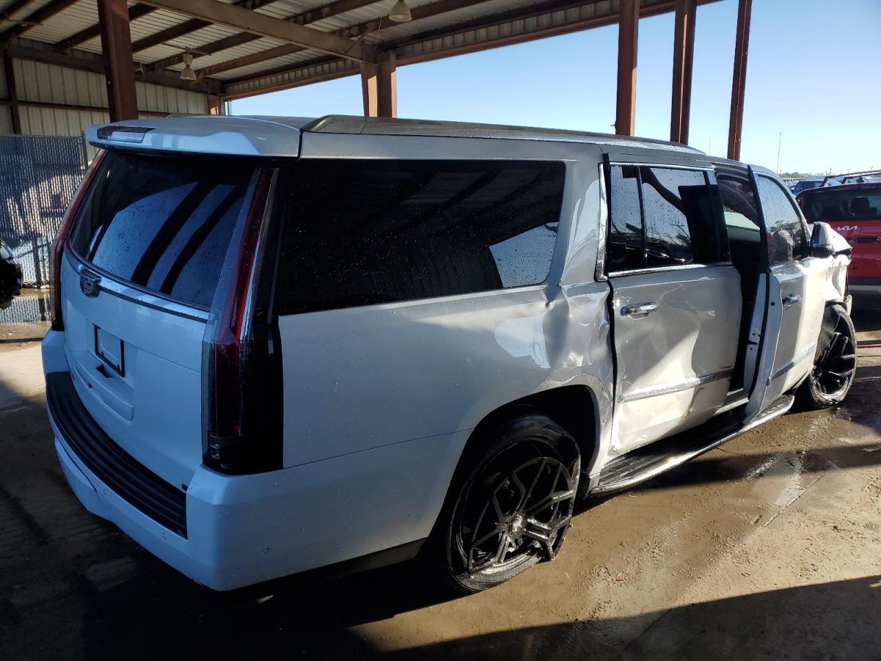 Photo 2 VIN: 1GYS3HKJ0LR301317 - CADILLAC ESCALADE 