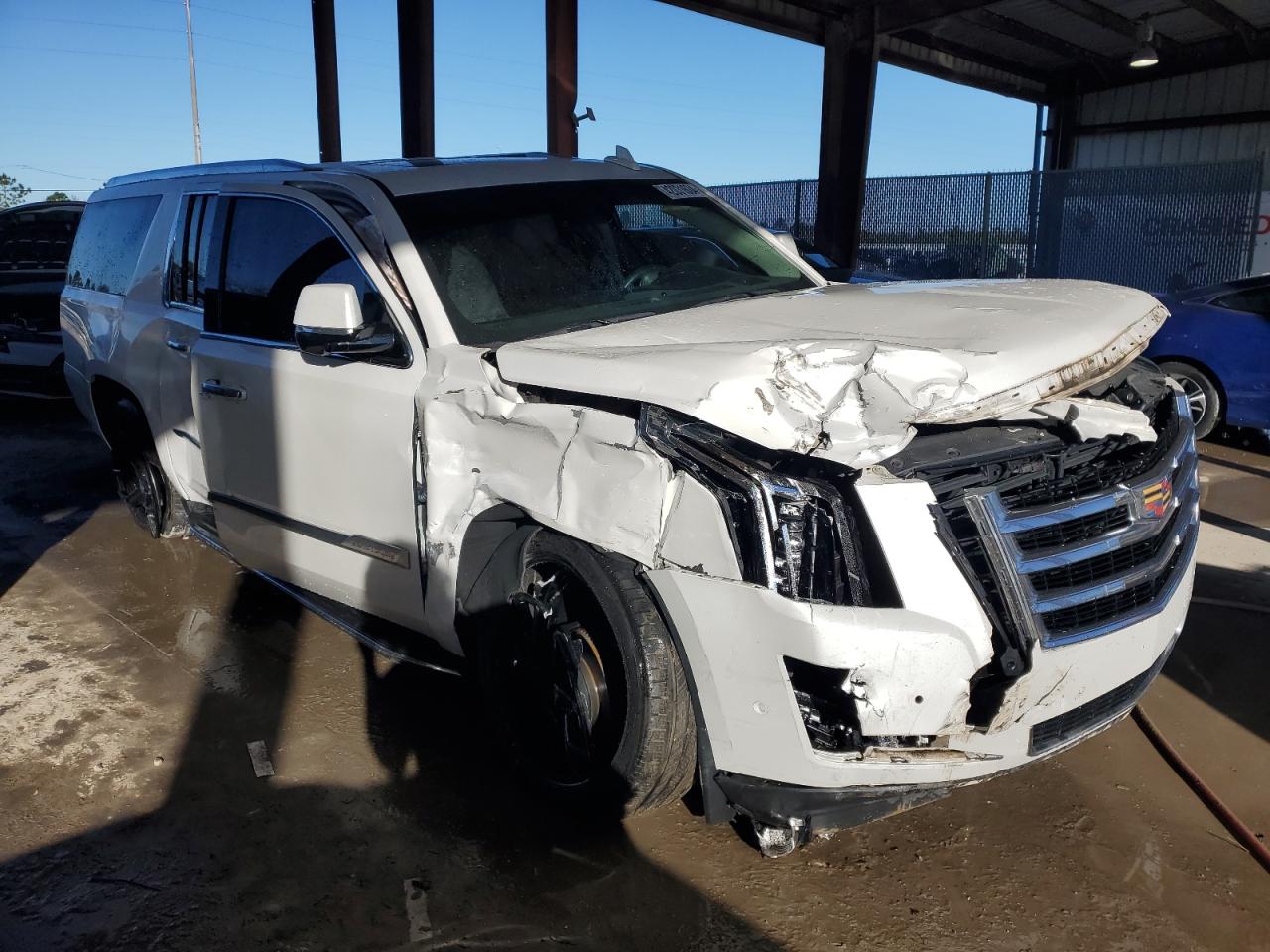 Photo 3 VIN: 1GYS3HKJ0LR301317 - CADILLAC ESCALADE 