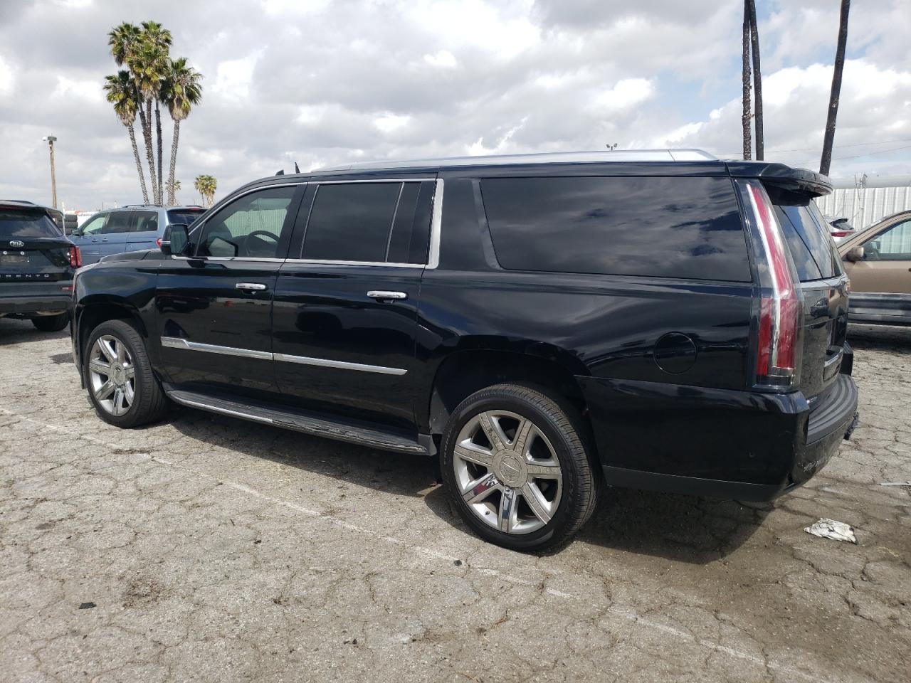 Photo 1 VIN: 1GYS3HKJ2KR161737 - CADILLAC ESCALADE 