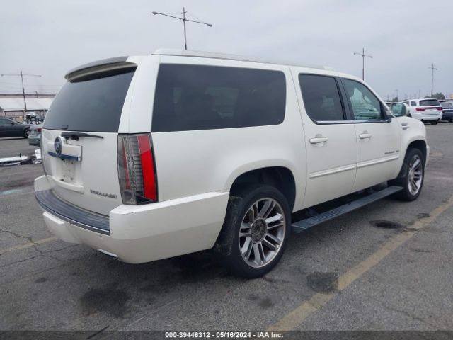 Photo 3 VIN: 1GYS3JEF0CR157055 - CADILLAC ESCALADE ESV 