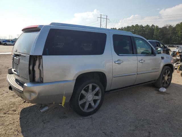 Photo 2 VIN: 1GYS3JEF3BR173183 - CADILLAC ESCALADE E 