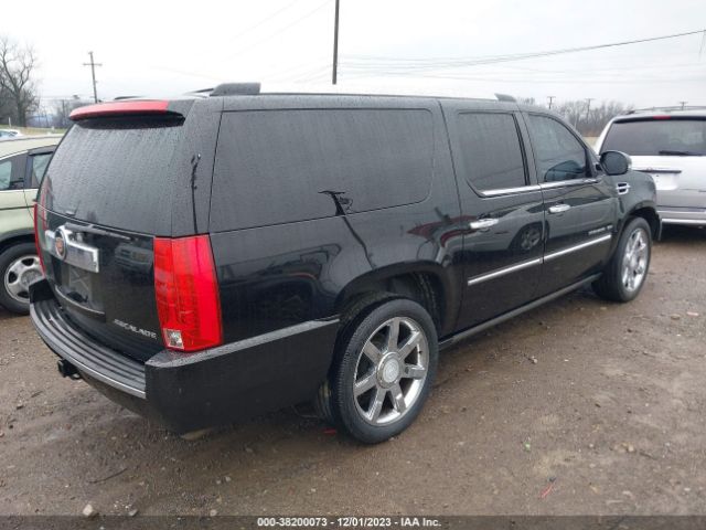 Photo 3 VIN: 1GYS3JEF4BR301852 - CADILLAC ESCALADE ESV 