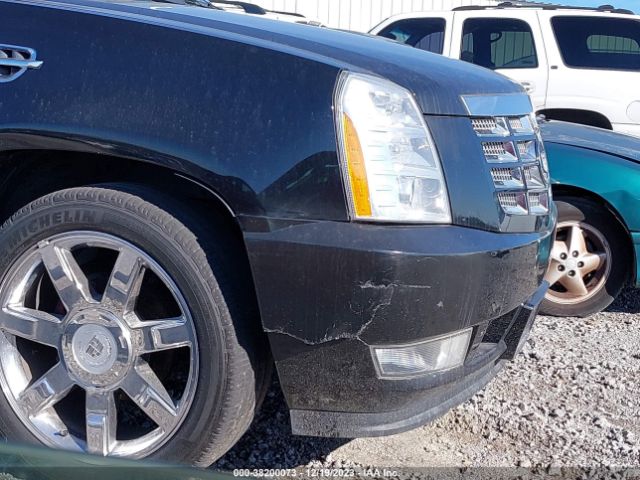 Photo 5 VIN: 1GYS3JEF4BR301852 - CADILLAC ESCALADE ESV 