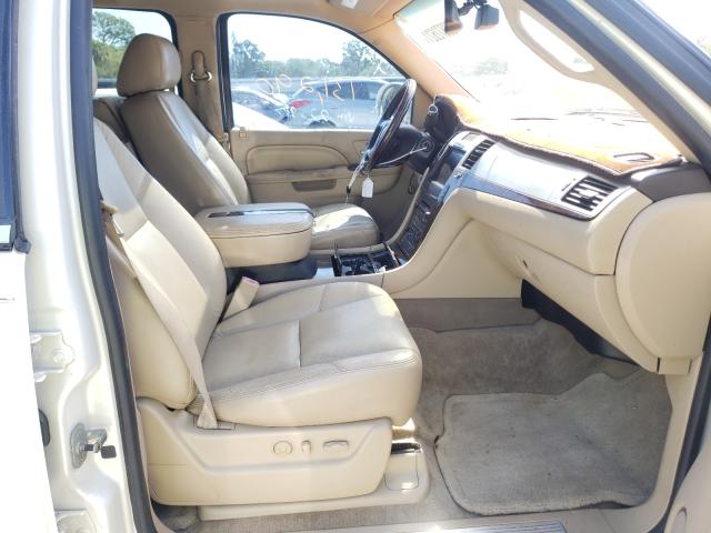 Photo 4 VIN: 1GYS3JEF7BR225947 - CADILLAC ESCALADE E 