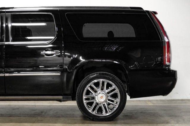 Photo 9 VIN: 1GYS3KEF2DR360598 - CADILLAC ESCALADE ESV 