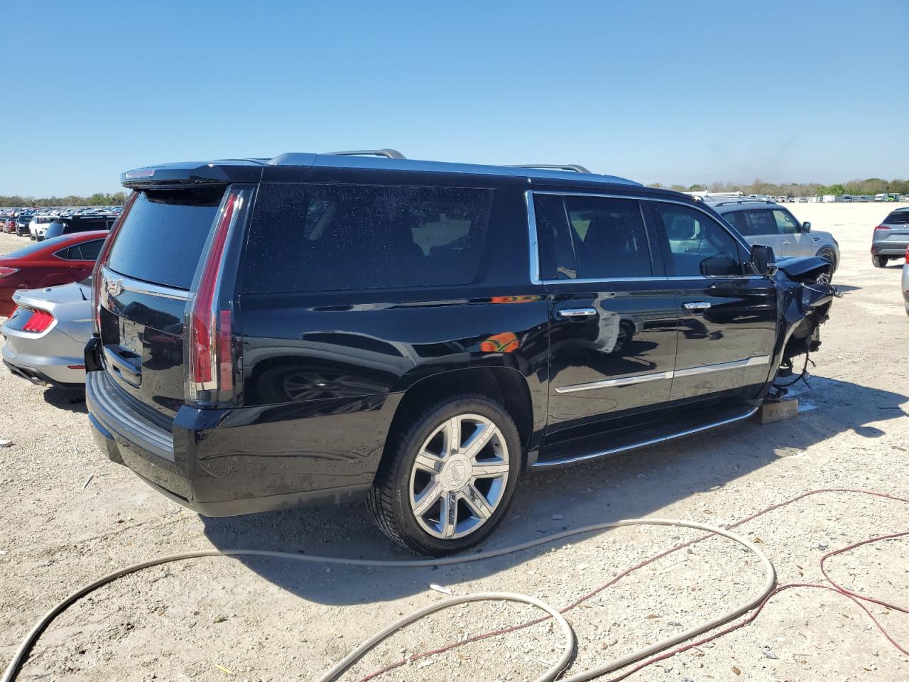 Photo 2 VIN: 1GYS3SKJ9FR623326 - CADILLAC ESCALADE 