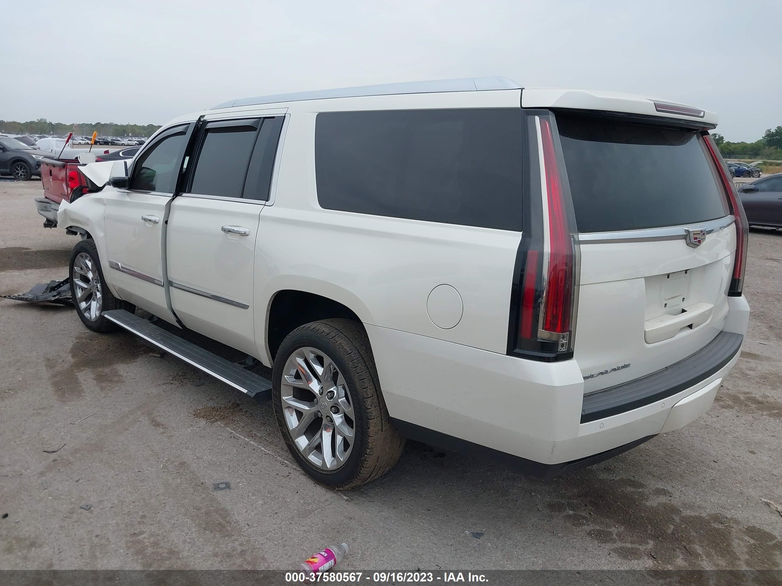 Photo 2 VIN: 1GYS3UKJ4FR736144 - CADILLAC ESCALADE 