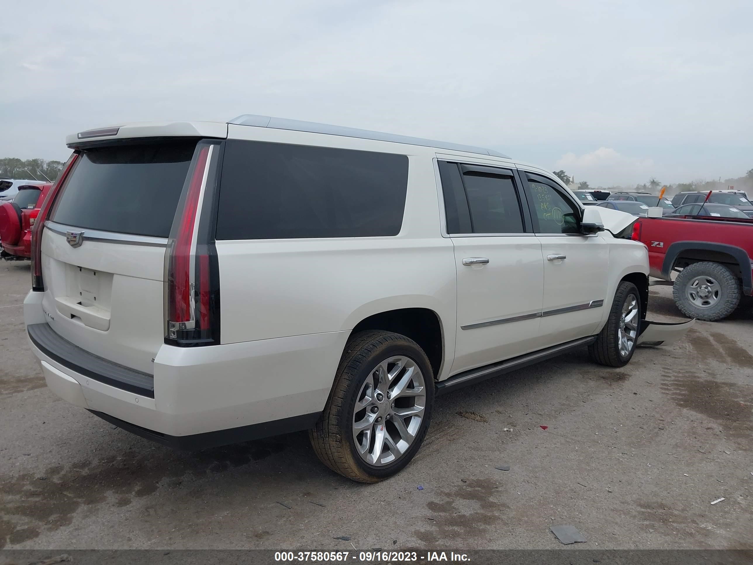 Photo 3 VIN: 1GYS3UKJ4FR736144 - CADILLAC ESCALADE 