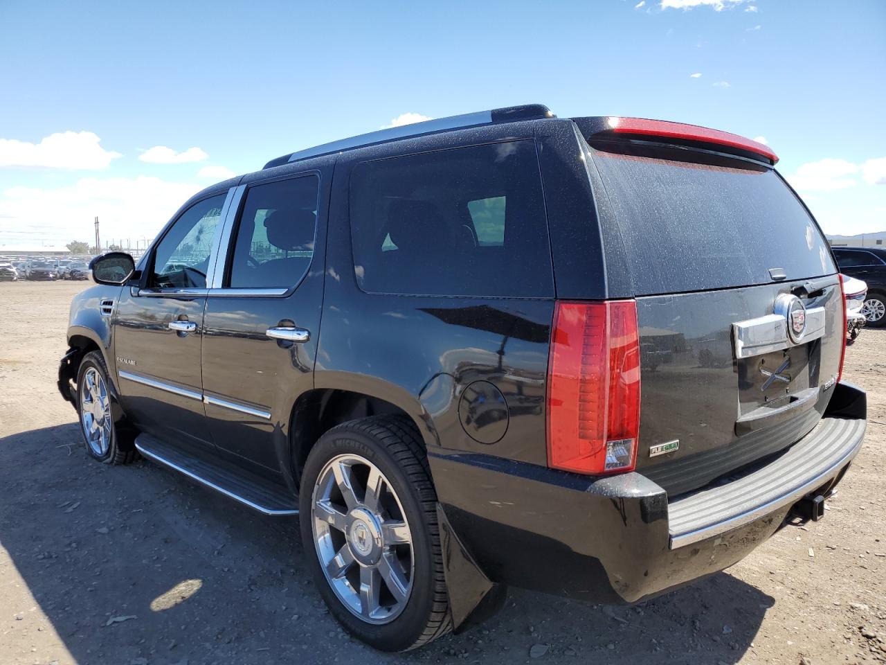 Photo 1 VIN: 1GYS4BEF0BR117284 - CADILLAC ESCALADE 