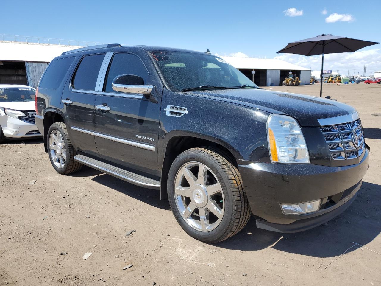 Photo 3 VIN: 1GYS4BEF0BR117284 - CADILLAC ESCALADE 