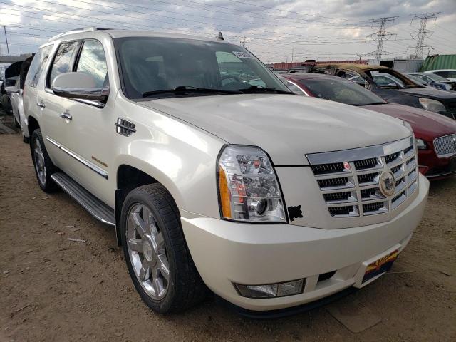 Photo 3 VIN: 1GYS4BEF0BR275382 - CADILLAC ESCALADE L 