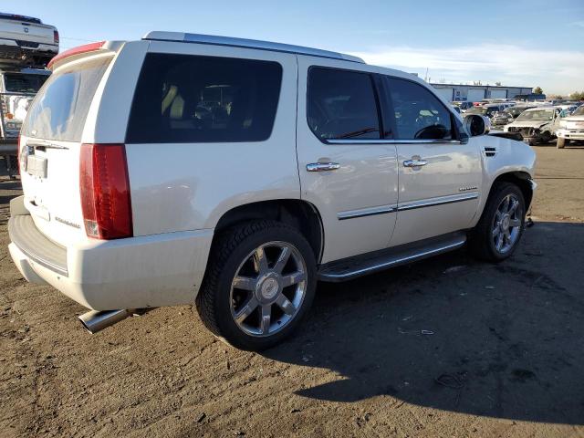 Photo 2 VIN: 1GYS4BEF0BR316738 - CADILLAC ESCALADE 