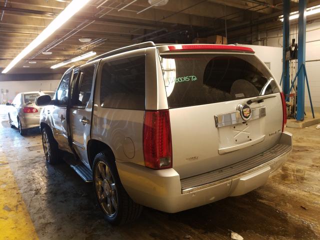 Photo 2 VIN: 1GYS4BEF0DR113688 - CADILLAC ESCALADE L 