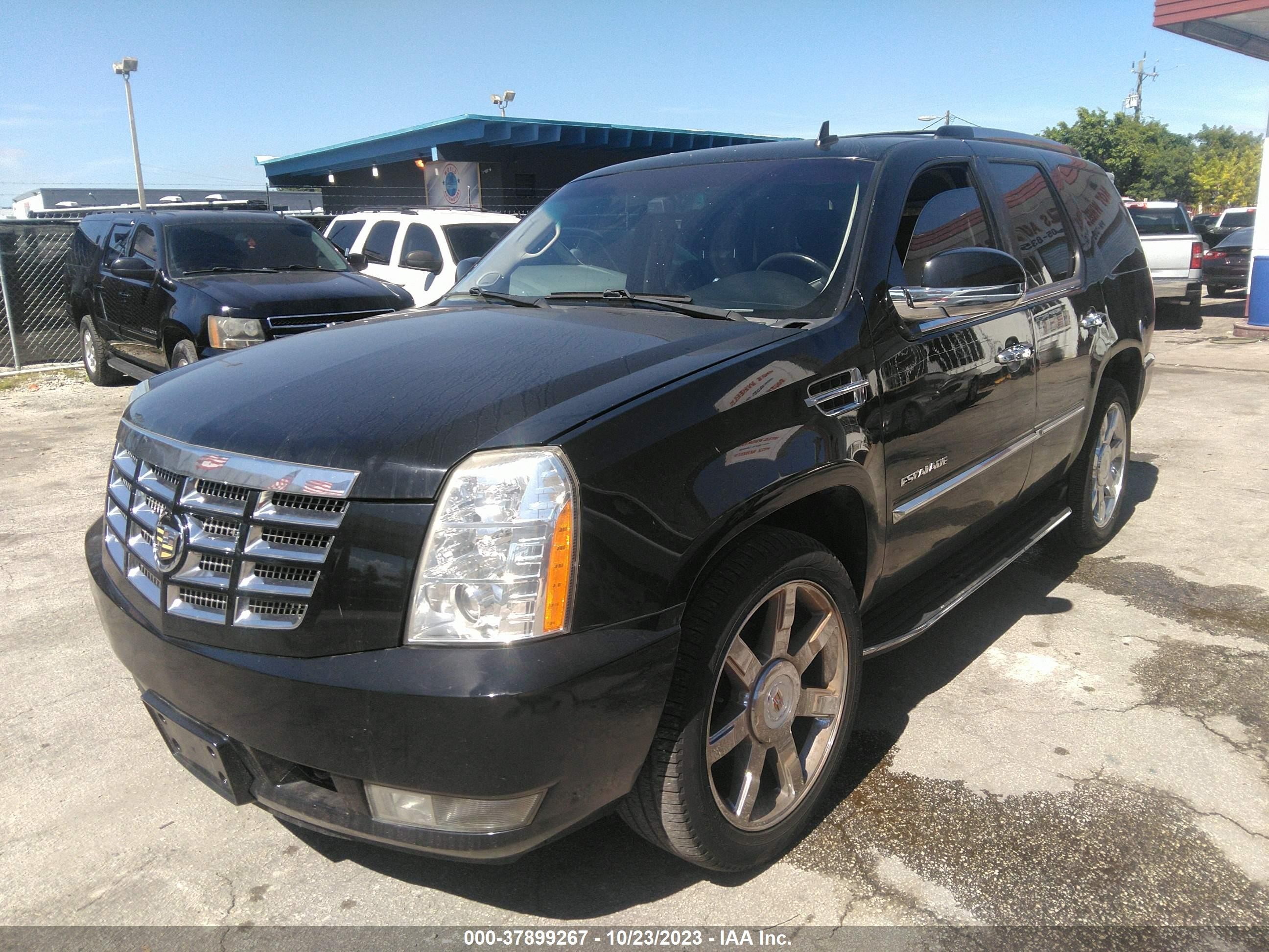 Photo 5 VIN: 1GYS4BEF1CR219176 - CADILLAC ESCALADE 