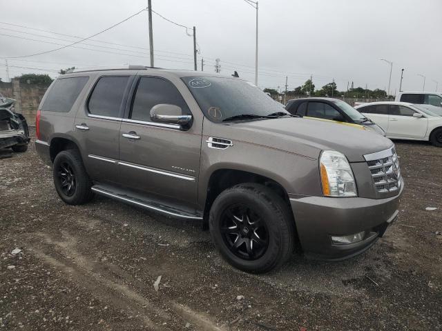 Photo 3 VIN: 1GYS4BEF1CR247270 - CADILLAC ESCALADE 