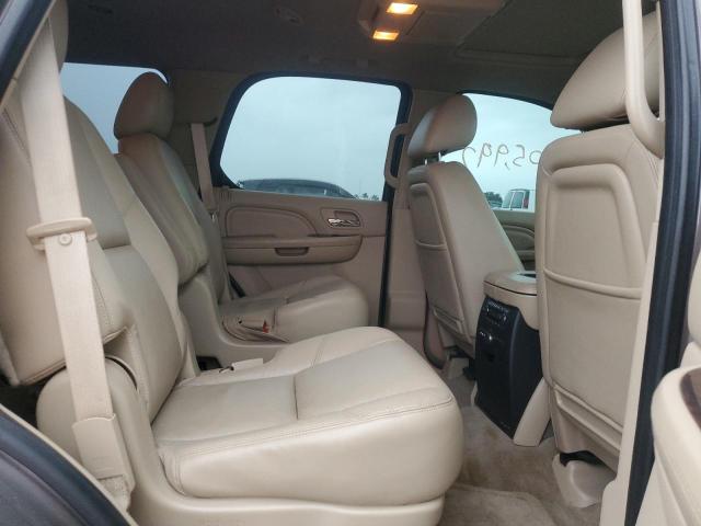 Photo 9 VIN: 1GYS4BEF1CR247270 - CADILLAC ESCALADE 