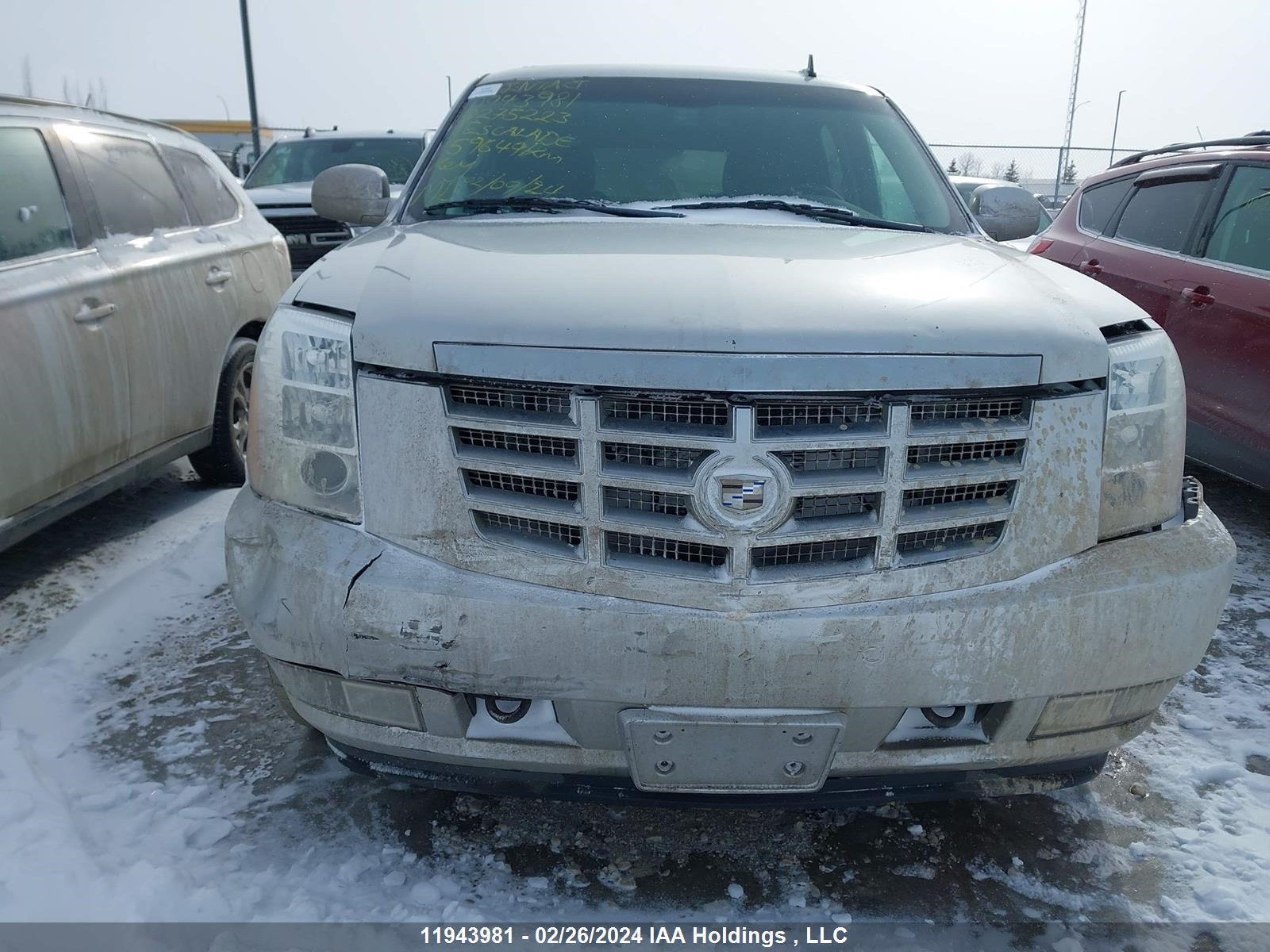 Photo 11 VIN: 1GYS4BEF2BR275223 - CADILLAC ESCALADE 