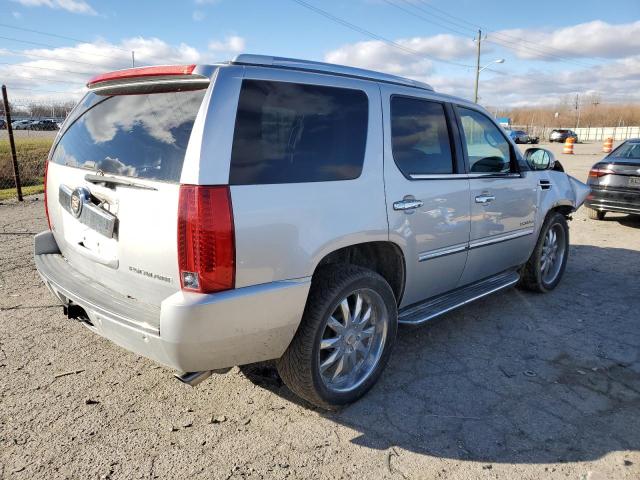 Photo 2 VIN: 1GYS4BEF2ER174686 - CADILLAC ESCALADE L 