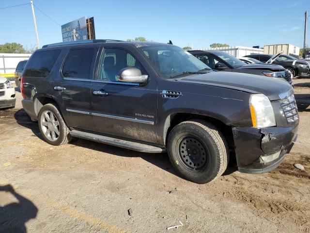 Photo 3 VIN: 1GYS4BEF4BR145119 - CADILLAC ESCALADE L 