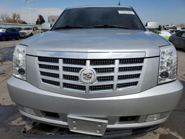 Photo 4 VIN: 1GYS4BEF4BR344932 - CADILLAC ESCALADE 