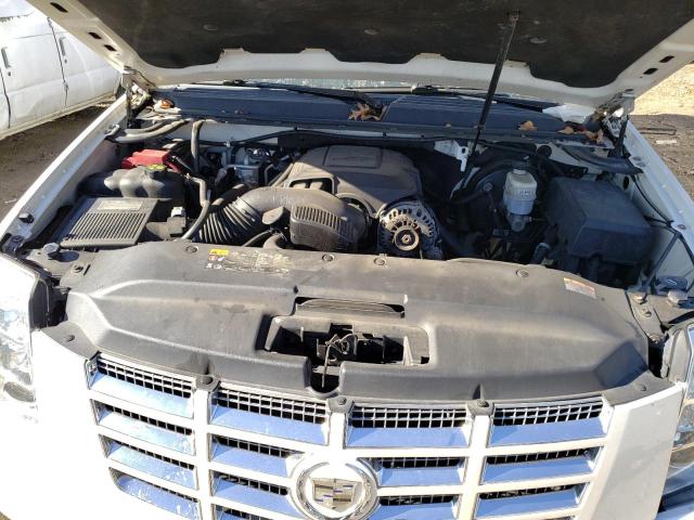 Photo 10 VIN: 1GYS4BEF4BR352397 - CADILLAC ESCALADE 